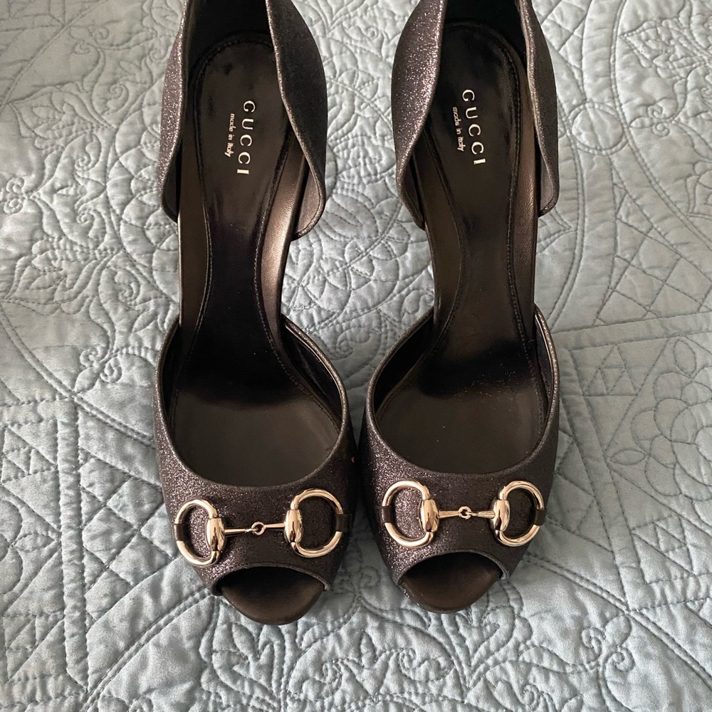 Gucci shoes